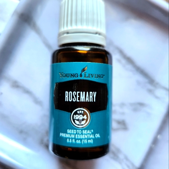 YOUNG LIVING Essential Oils - ONE BOTTLE- nwt sealed - Picture 4 of 14